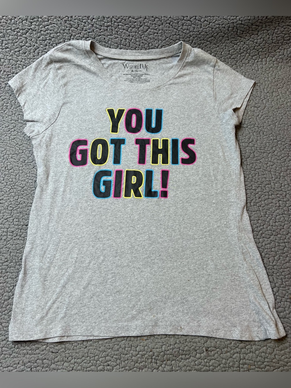 Wound Up Girls Graphic Print T Shirt Size XL (15-17) Gray Crew Neck